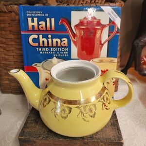 Mid-Century Hall China New York TEAPOT Tea Pot Vase